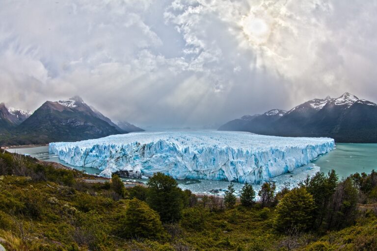 デート旅行の目的地はどこがベスト？比較してみた結果は？